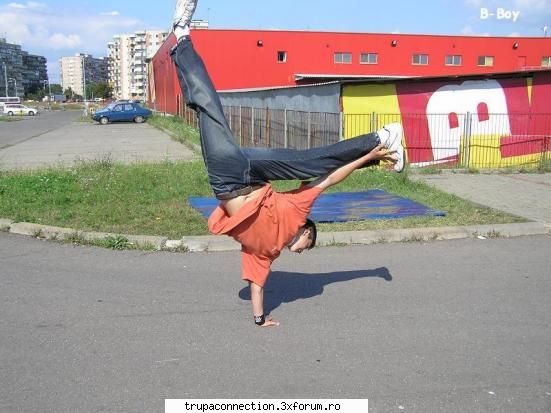 Bobby Membrul Trupei Connection ! - Super freez-uri!!Tine-o tot asa,bafta!! - Trupa Connection!