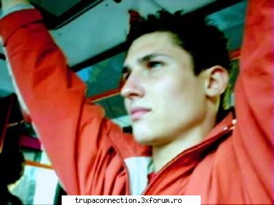......la care a mai fost adaugat si formand trupa connection din 6 membri .....toti boy'' dansatori